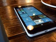 微软拟再裁员2850人 或退出智能手机业务