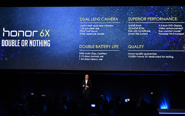 新闻汇:8G运存手机发布,骁龙835完整运行Win10