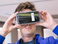 你会选择入手Win10 VR手机IDOL 4S吗