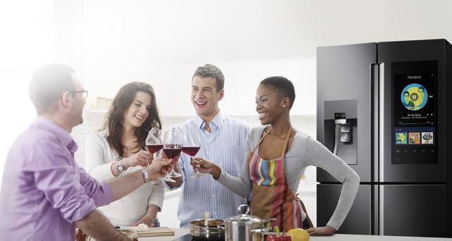 用冰箱上网?这款冰箱自带大触摸屏能运行win10